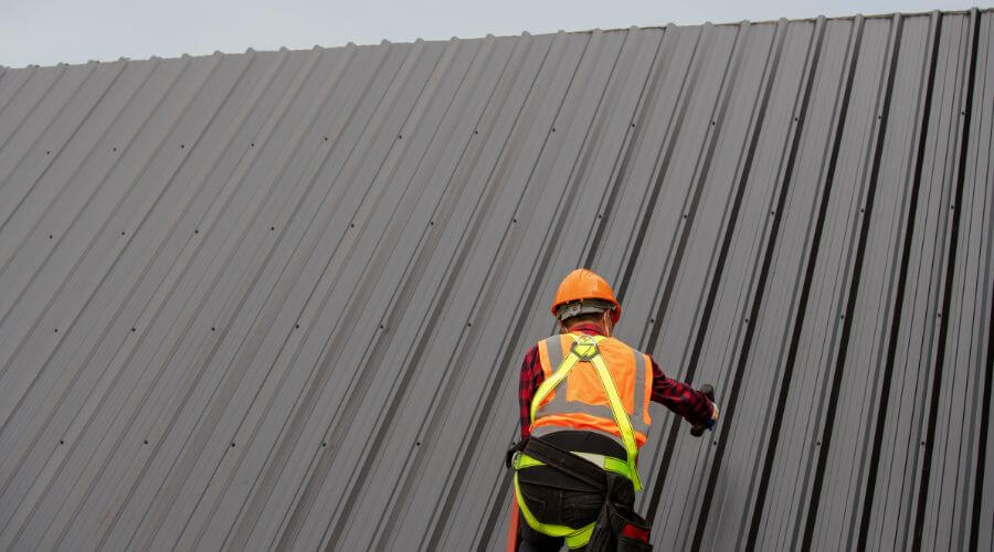 Expert Emergency Roof Repairs services in Meriden, KS